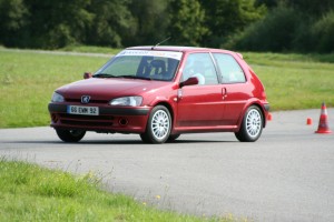 peugeot-106-s16-37