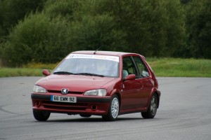 peugeot-106-s16-39