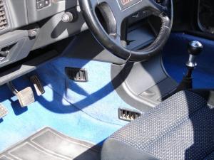 peugeot-309-gti16-37