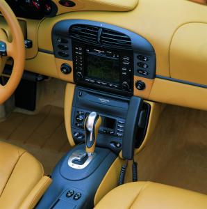 porsche-911-carrera-996-37