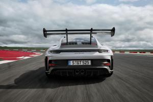 porsche-911-gt3-rs-992-4