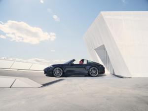 porsche 911 Targa 4S 992-5