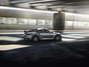 porsche-911-turbo-s-992-17