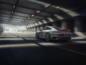 porsche-911-turbo-s-992-2