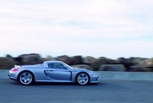 porsche-carrera-gt-v10-110