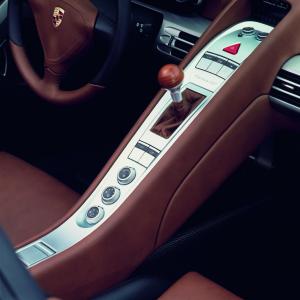 porsche-carrera-gt-v10-36
