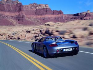 porsche-carrera-gt-v10-44
