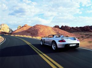 porsche-carrera-gt-v10-9