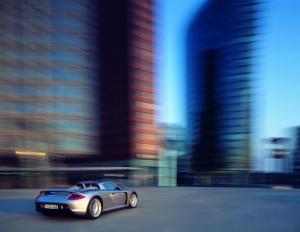 porsche-carrera-gt-v10-90