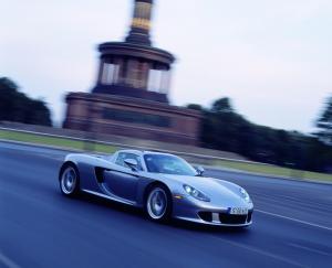 porsche-carrera-gt-v10-98
