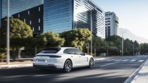 Panamera-4-E-hybrid-sport-turismo-4