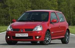 renault-clio-rs-trophy-8