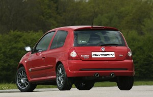 renault-clio-rs-trophy-9