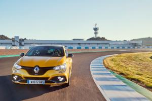 renault-megane-4-rs-chassis-cup-20