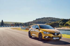 renault-megane-4-rs-chassis-cup-24