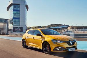 renault-megane-4-rs-chassis-cup-27