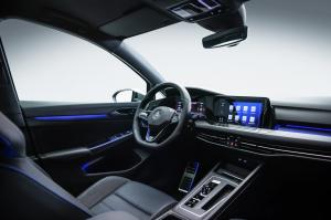 volkswagen-golf-8-r-2
