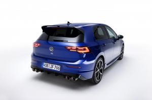 volkswagen-golf-8-r-3