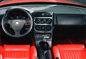 Planche de bord de l'Alfa-Romeo GTV 3L0 V6 24V type 916