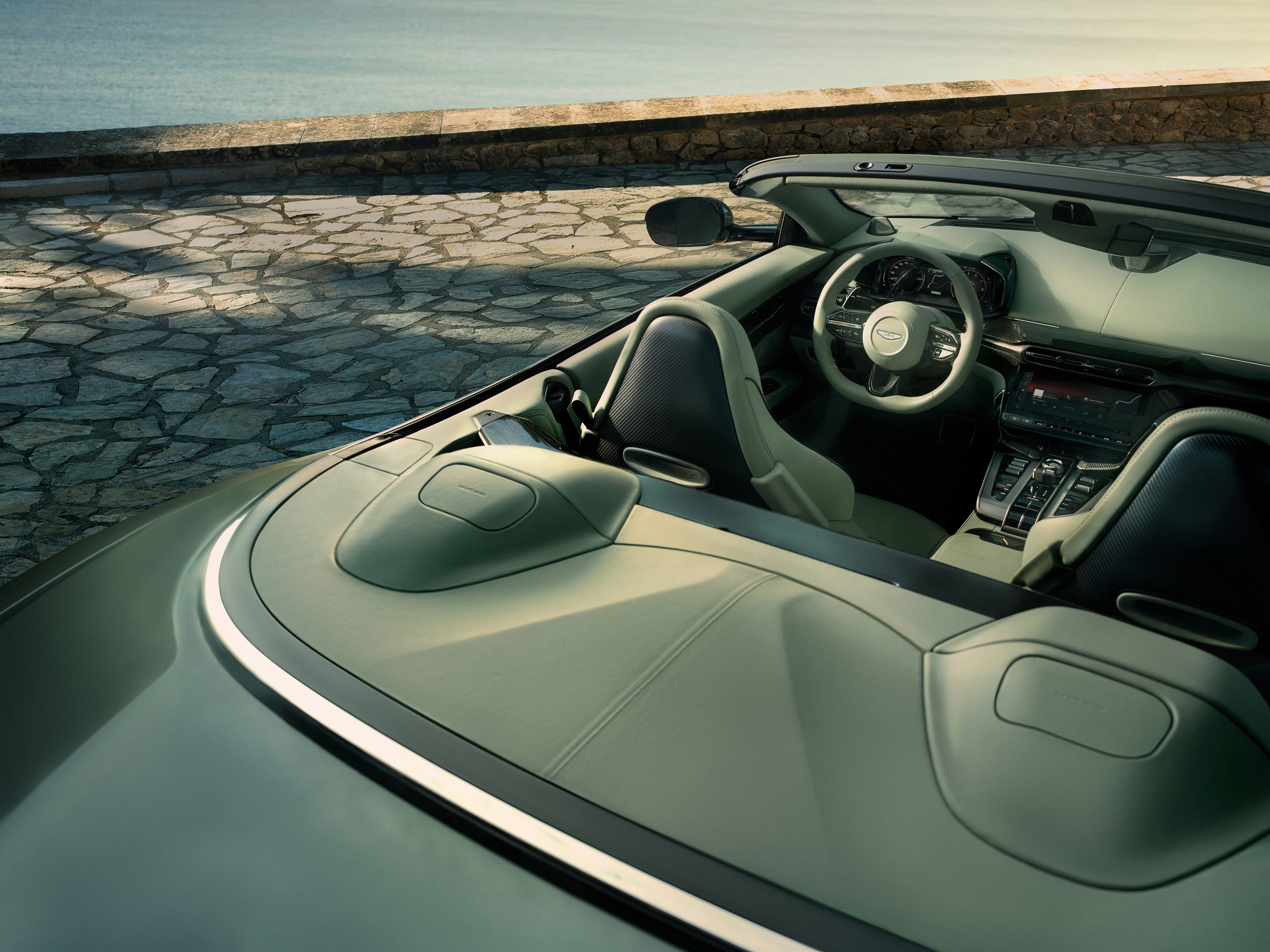 Aston Martin Vanquish Volante 2025 Aston Martin Vanquish Volante 2025