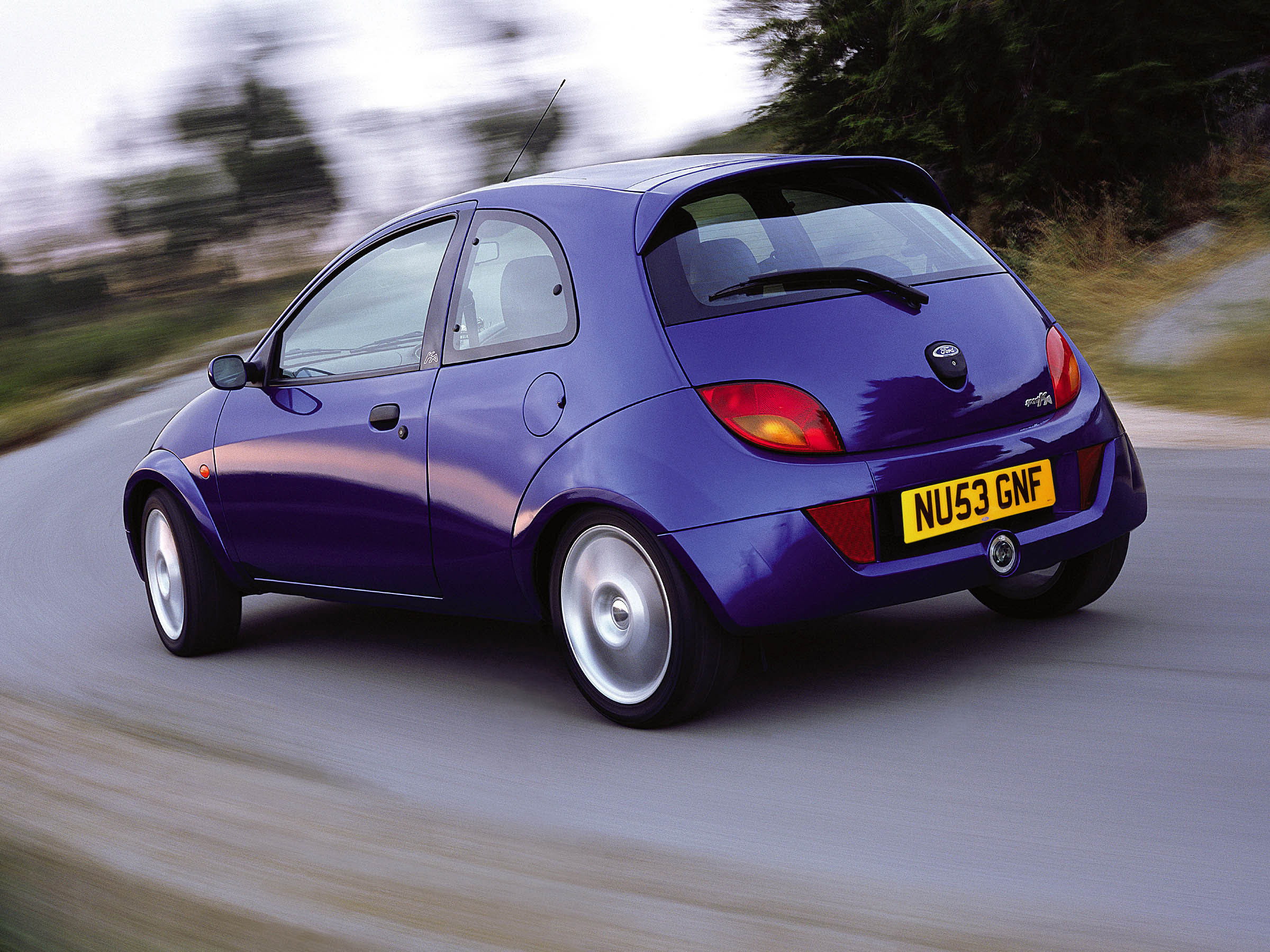 Ford Sportka 1.6i 95 ch