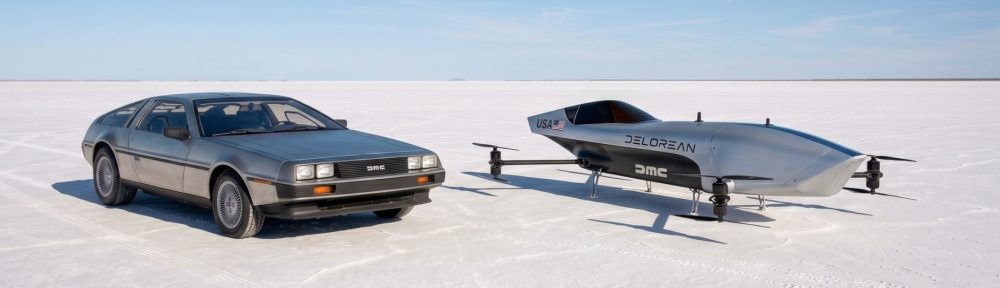 DeLorean statique sur le lac salé avec l'Airspeeder.