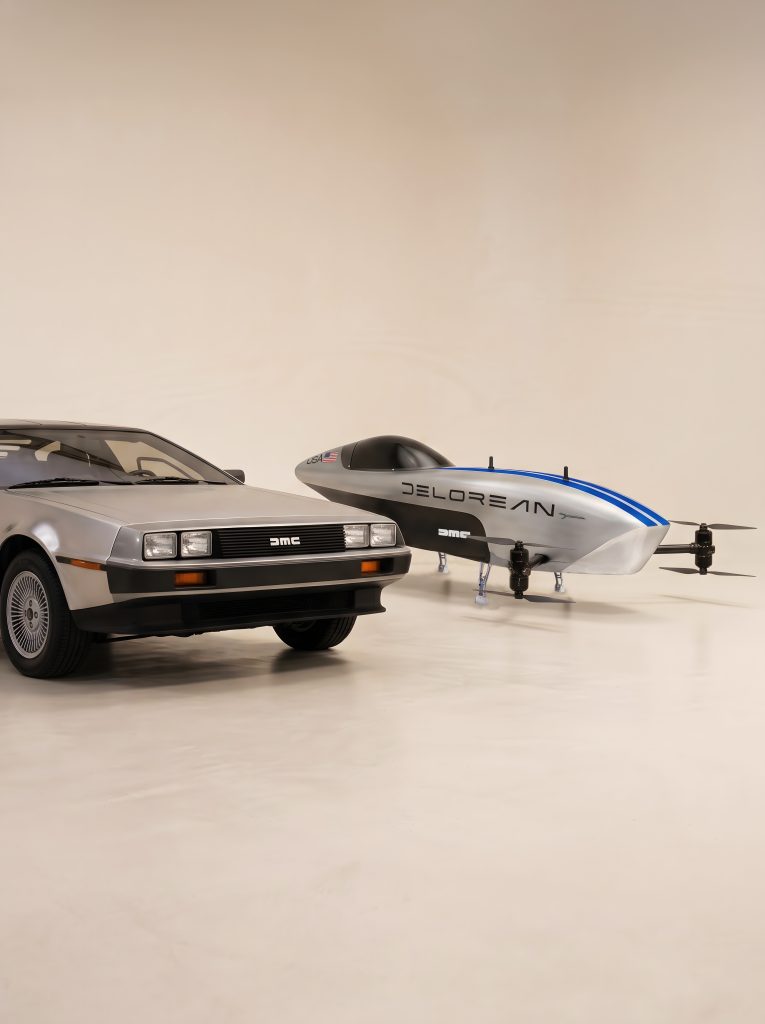DeLorean voiture et DeLorean Airspeeder Team en studio aux USA.