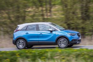 Opel-Crossland-X-306446 2