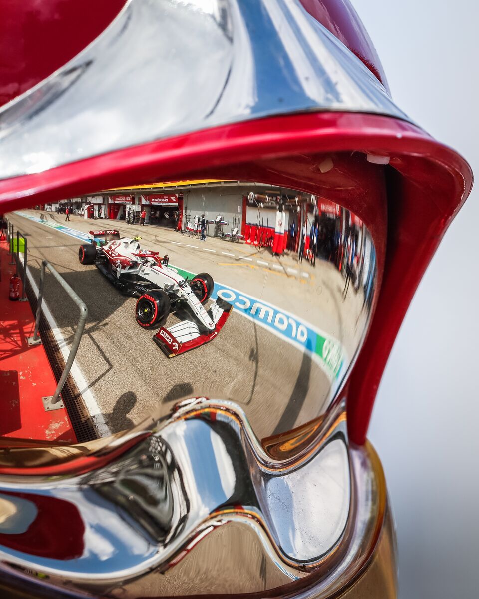 Antonelli : casque spécial Grand Prix d'Émilie-Romagne 2025