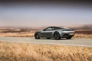 aston-martin-db11-amr-189