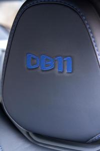 aston-martin-db11-v8-38