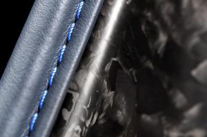 aston-martin-db11-v8-74