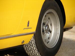 ferrari-330-gt-2+2-v12-mk2-28