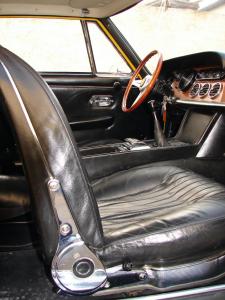 ferrari-330-gt-2+2-v12-mk2-62