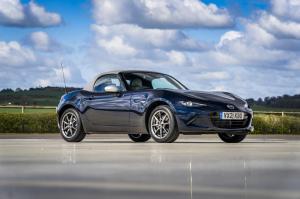 mazda-mx5-sport-venture-my21-uk-30