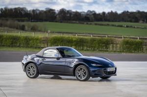 mazda-mx5-sport-venture-my21-uk-54