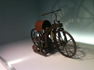 2010-musee-mercedes-benz-cars11