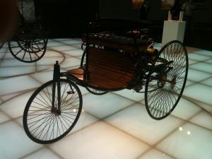 2010-musee-mercedes-benz-cars12