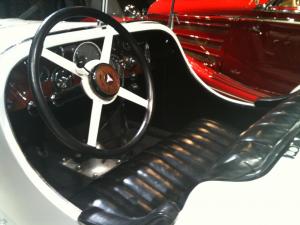 2010-musee-mercedes-benz-cars24