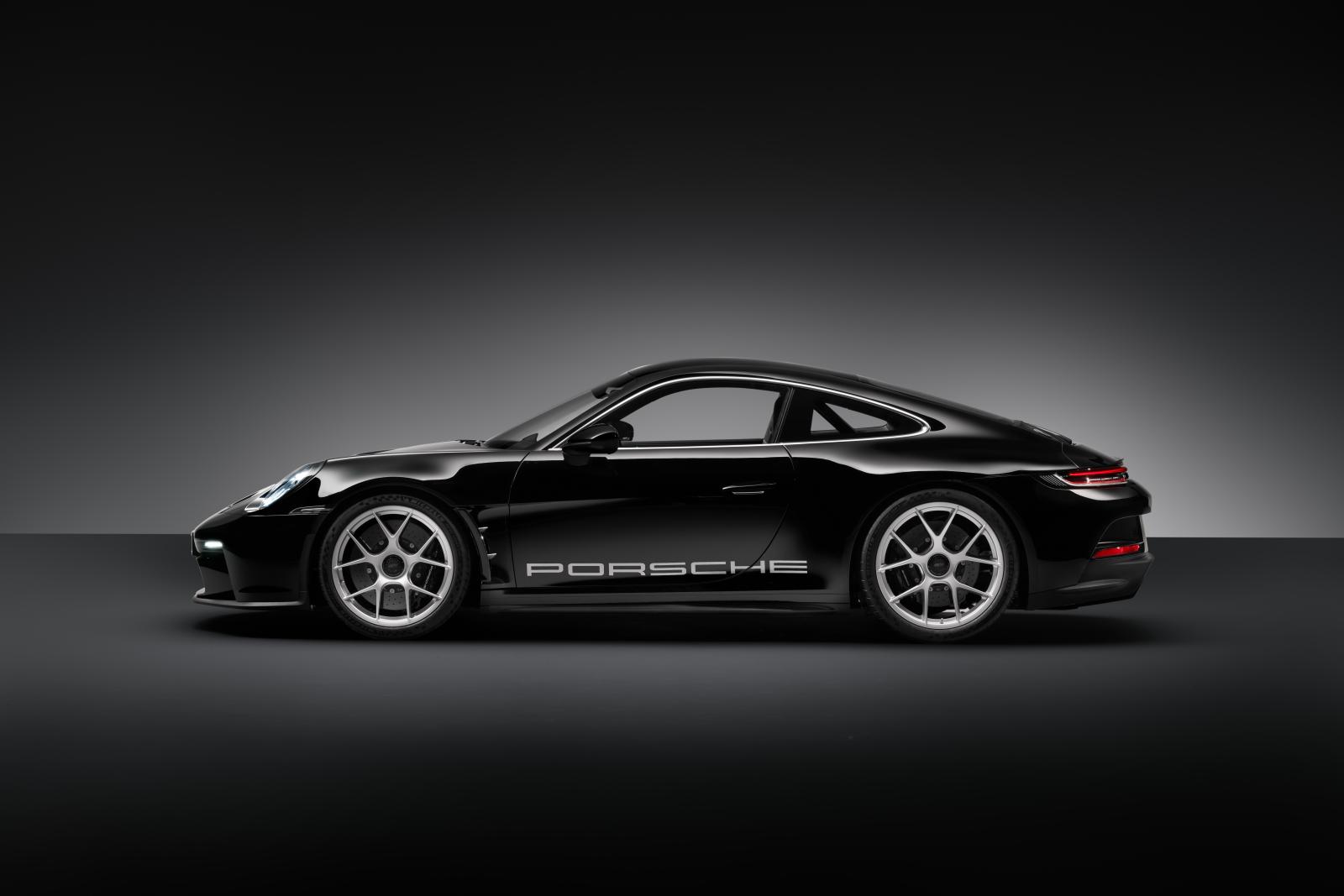 porsche-911-s-t-type992-6