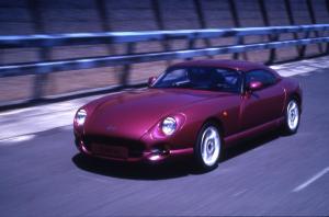 tvr-cerbera-4L2-v8-ajp-1